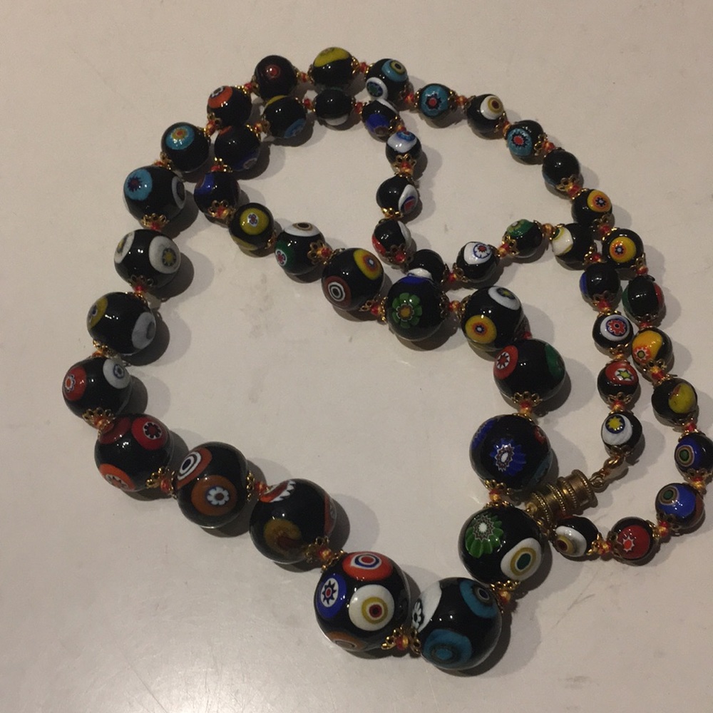 Vintage Venetian glass millefiori graduated neckla